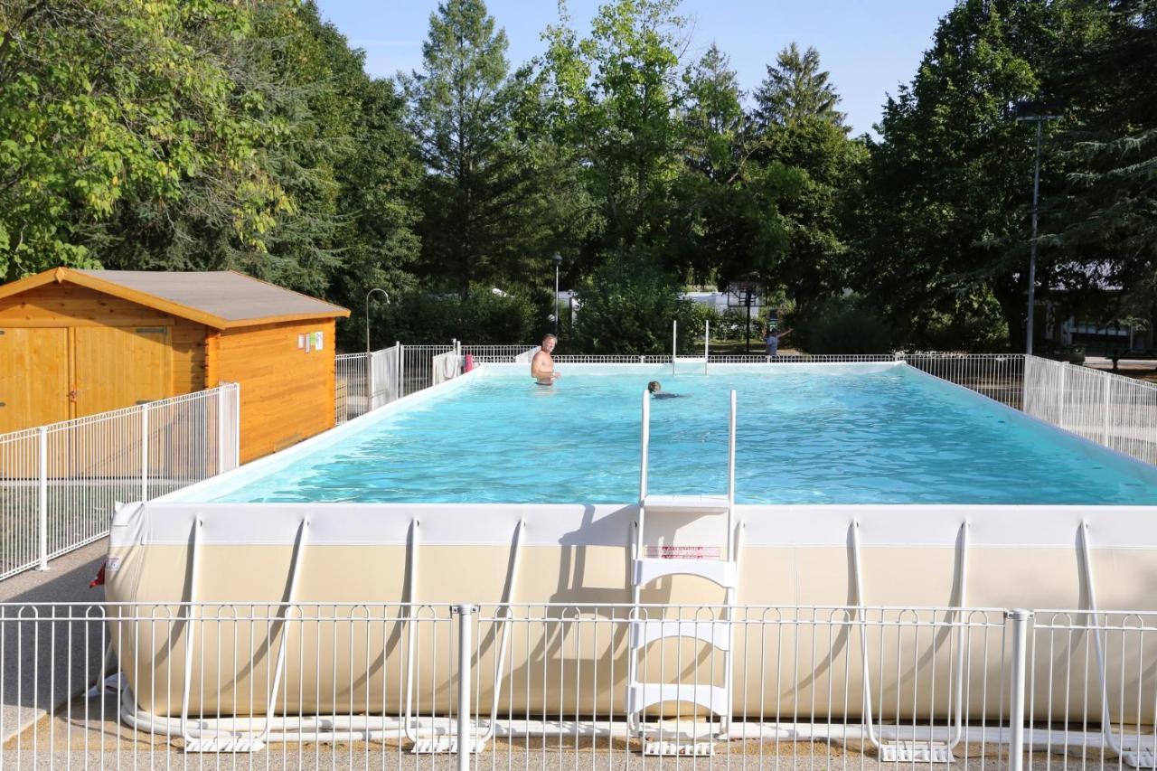 Camping Le Nid Du Parc 빌라-레-동브 외부 사진