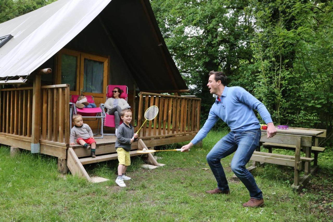 Camping Le Nid Du Parc 빌라-레-동브 외부 사진