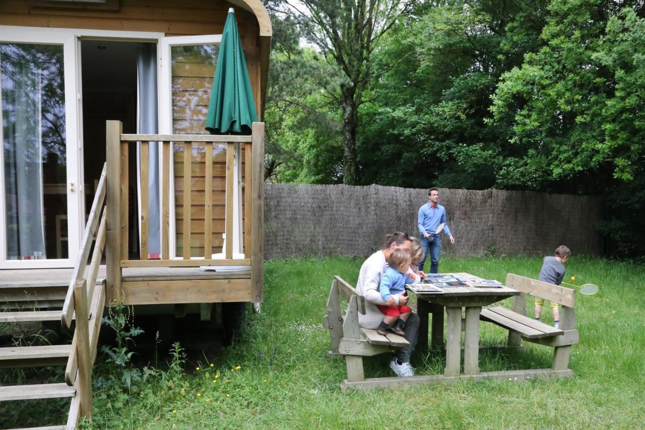 Camping Le Nid Du Parc 빌라-레-동브 외부 사진