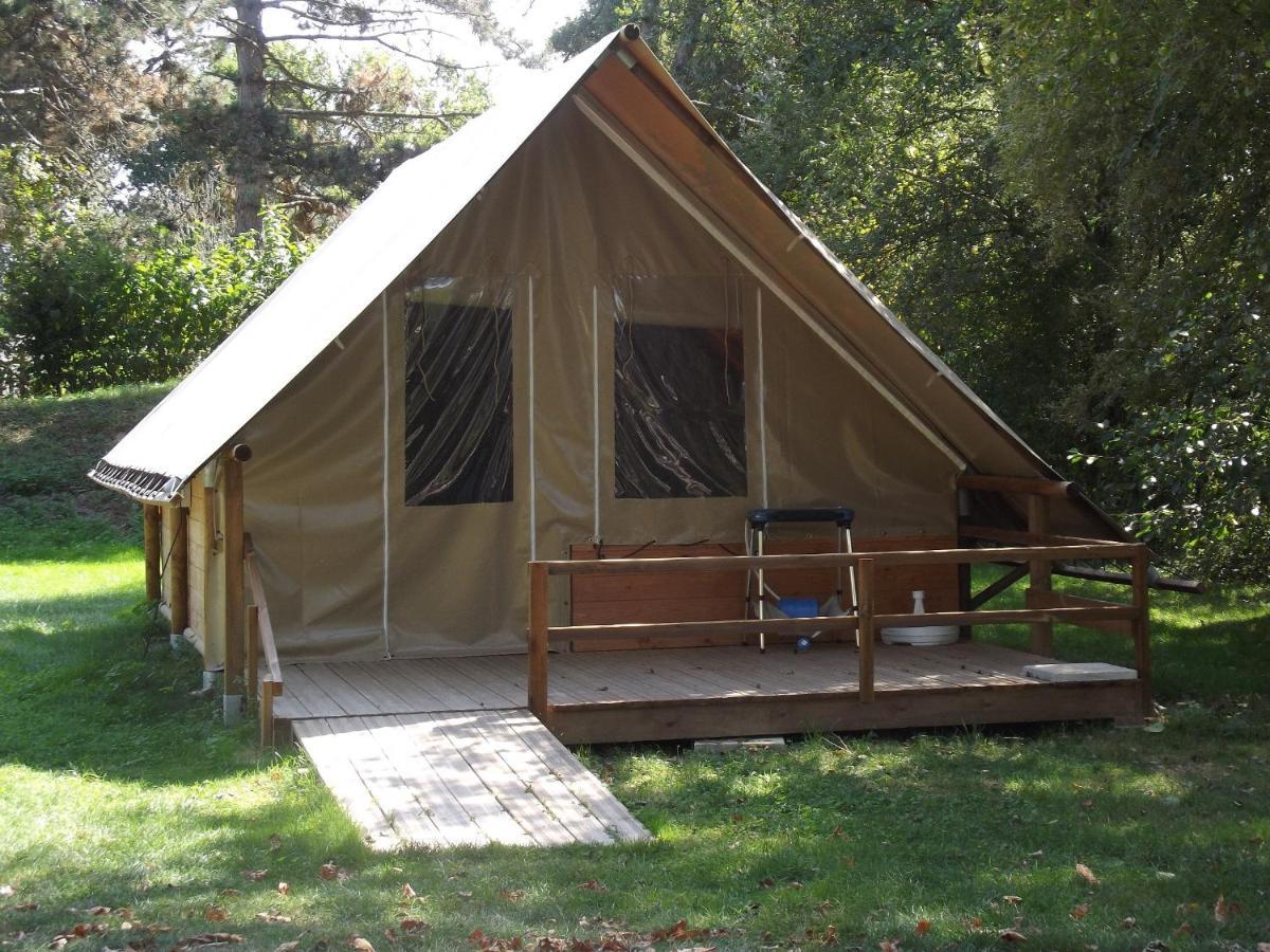 Camping Le Nid Du Parc 빌라-레-동브 외부 사진