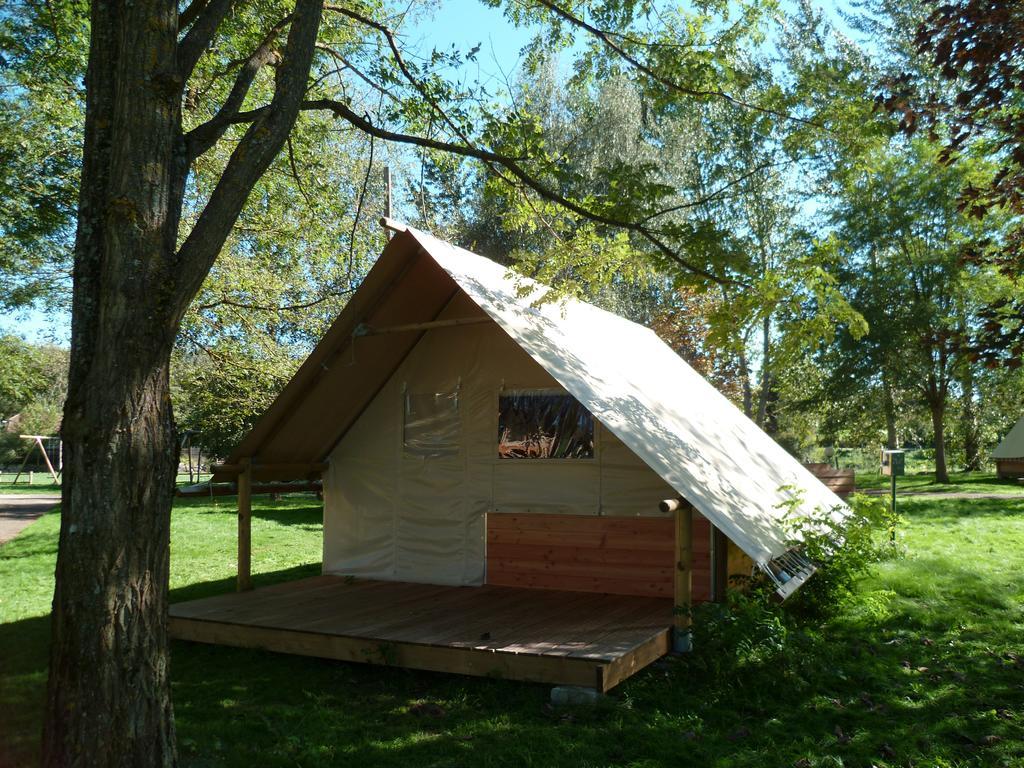 Camping Le Nid Du Parc 빌라-레-동브 외부 사진