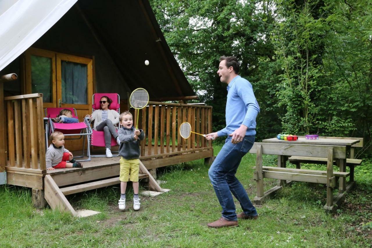 Camping Le Nid Du Parc 빌라-레-동브 외부 사진