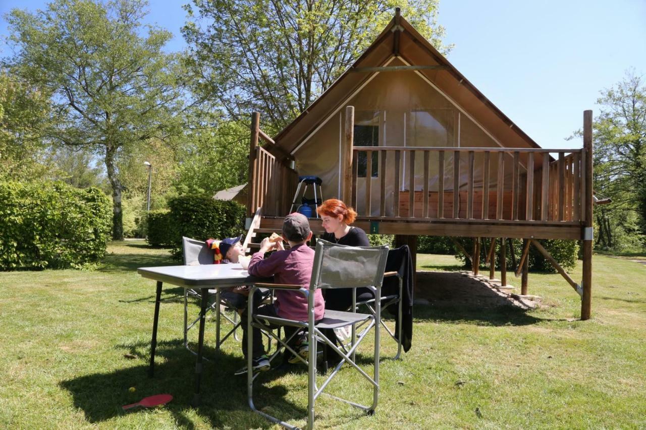 Camping Le Nid Du Parc 빌라-레-동브 외부 사진